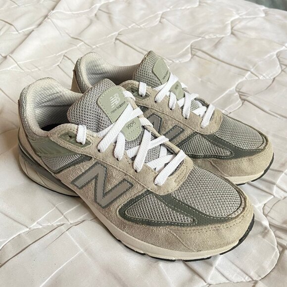 New Balance 990v5 Size 4.5 mens 6 womens - Picture 1 of 8